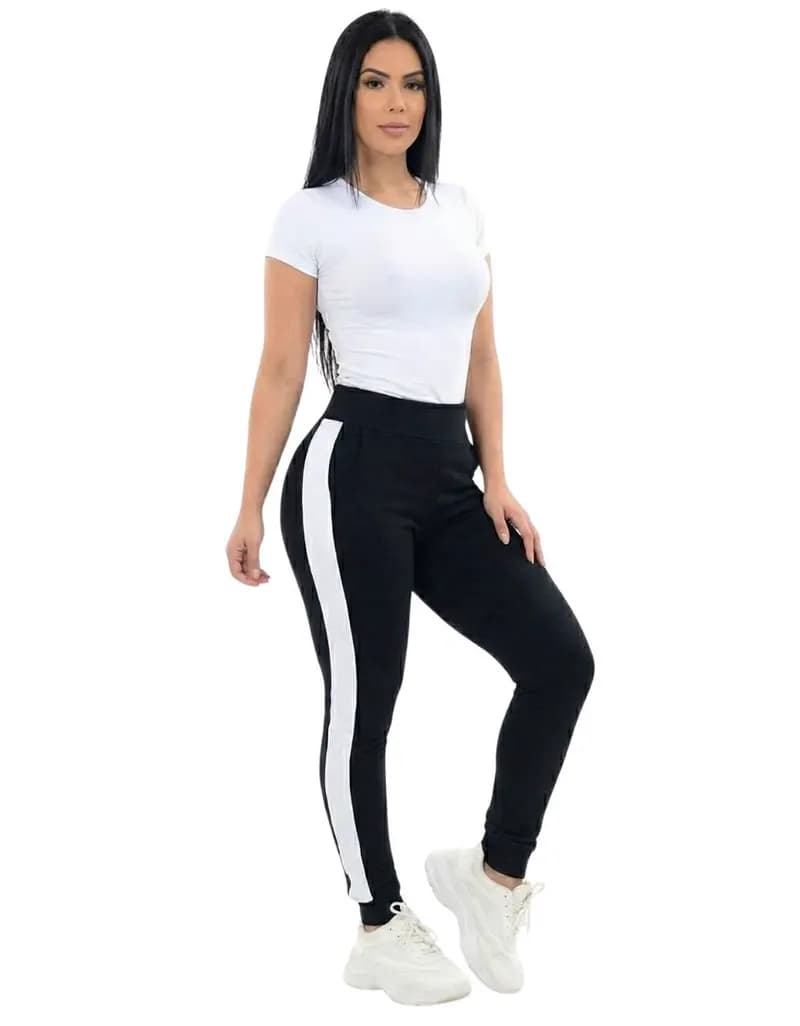 Calça Jogger Feminina em Crepe de Malha com Bolsos — Amariti